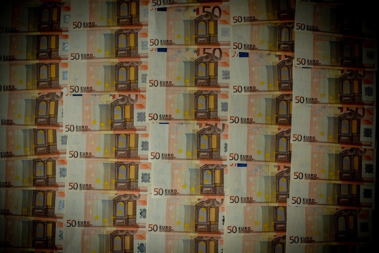 kako se plaća praznik
